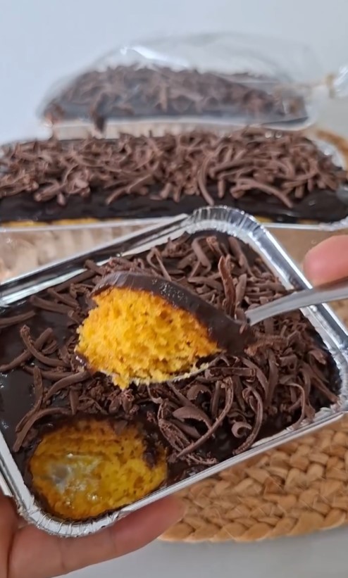 Bolo de chocolate e cenoura